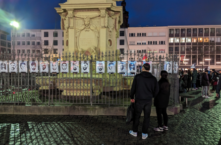 Bilder der ermordeten des Anschlags von Hanau auf dem Mannheimer Marktplatz
