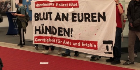 Protest gegen Polizeigewalt auf dem Maimarkt Mannheim